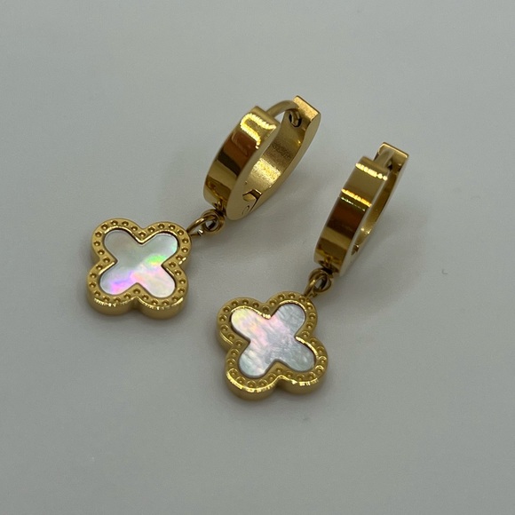 Jewelry - E257 Clover Rainbow Mother of Pearl Earrings 18K YGold Plated Stainless Steel